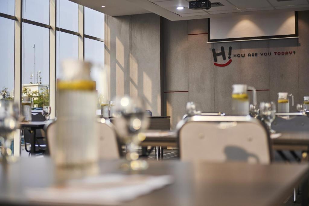 Hi Hotel Senen Cakarta Dış mekan fotoğraf