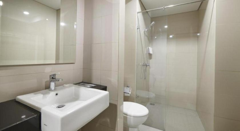 Hi Hotel Senen Cakarta Dış mekan fotoğraf